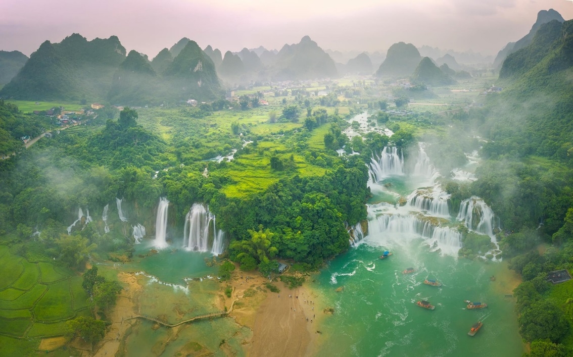 Tour Hanoi – Cao Bang – Ninh Binh itinerary 6 days 5 nights