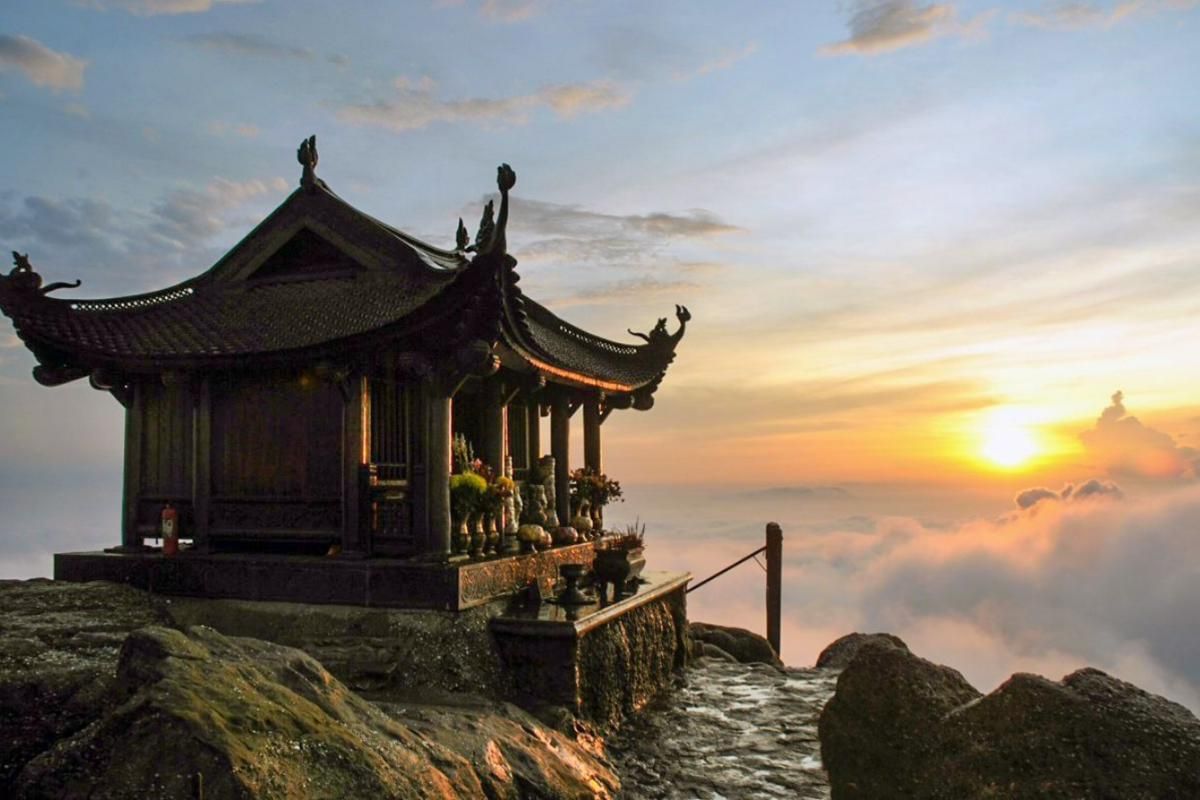 Tour Hanoi Ninh Binh Ha Long Yen Tu Sapa 6 days 5 nights