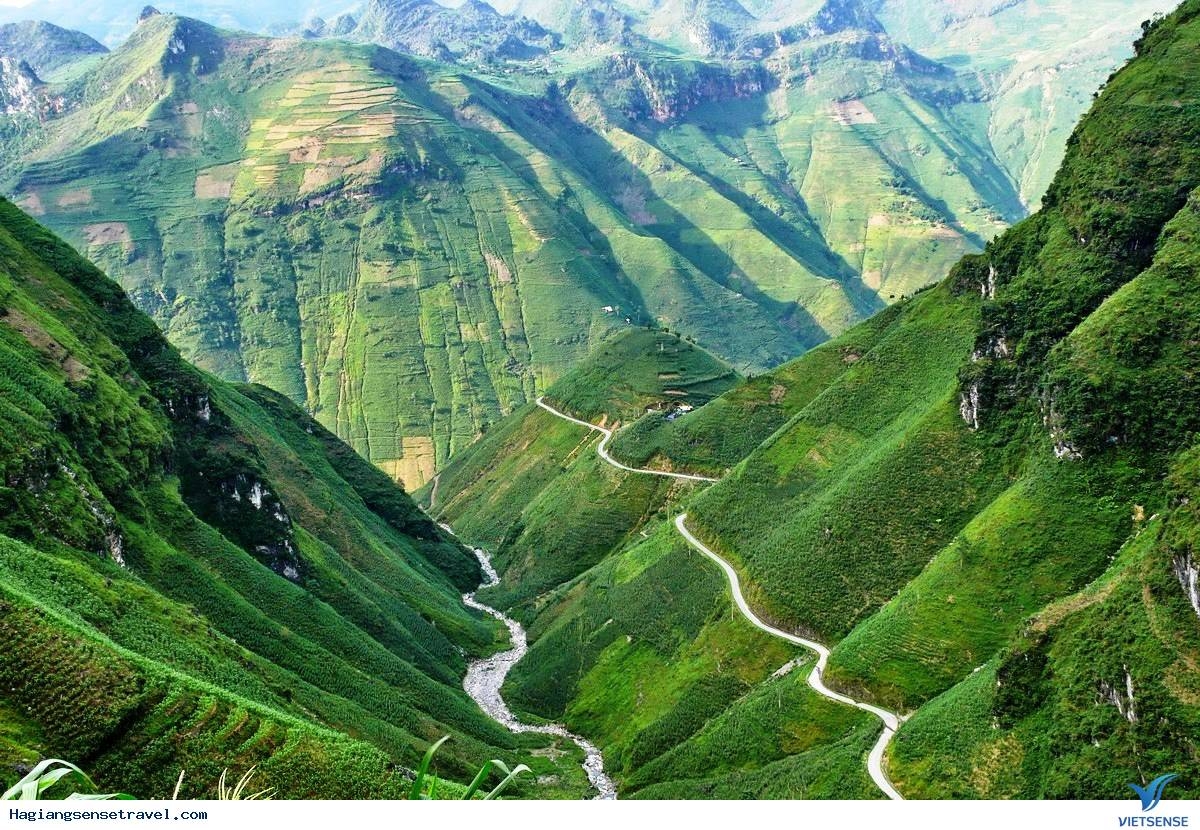 Highlights of the Hanoi – Ha Giang – Sapa 6 days 5 nights tour