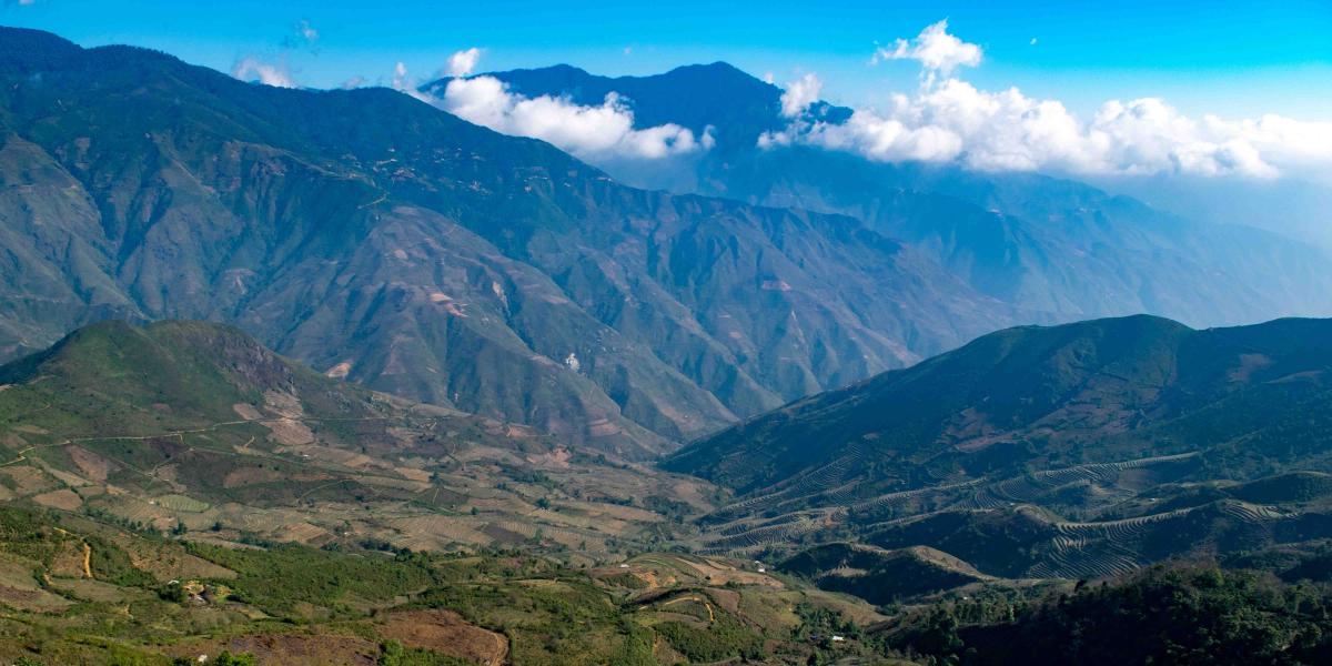 Highlights of the 5-day, 4-night Hanoi – Mai Chau – Moc Chau – Son La – Dien Bien – Lai Chau – Sapa – Hanoi