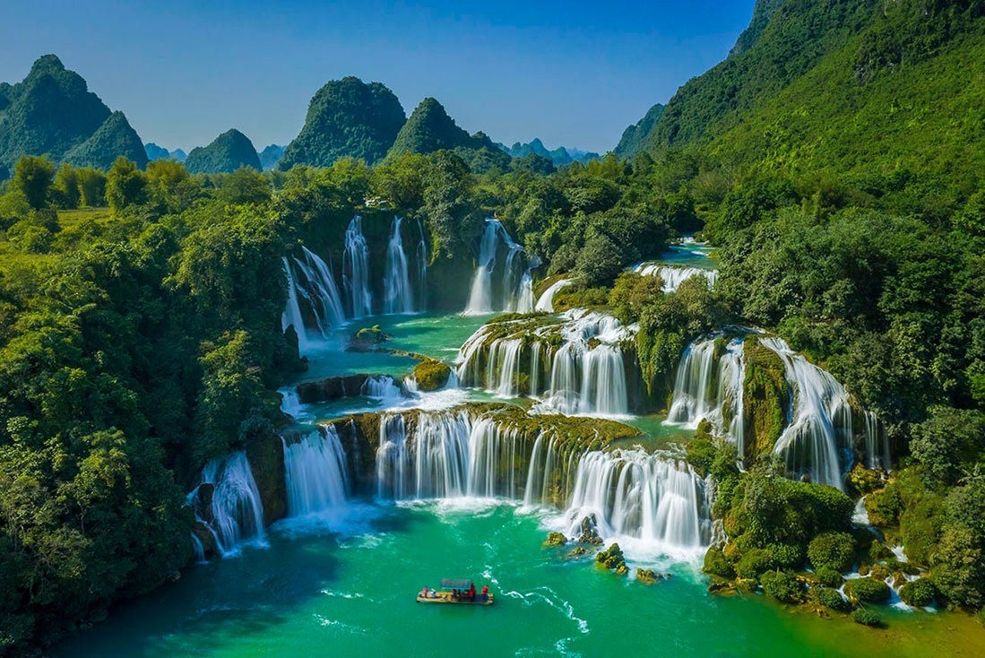 Discover Ha Giang - Cao Bang - Bac Kan 5-day 4-night tour