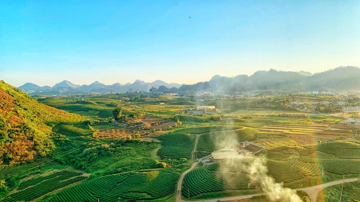 Highlights of the Mai Chau – Moc Chau 3 days 2 nights tour