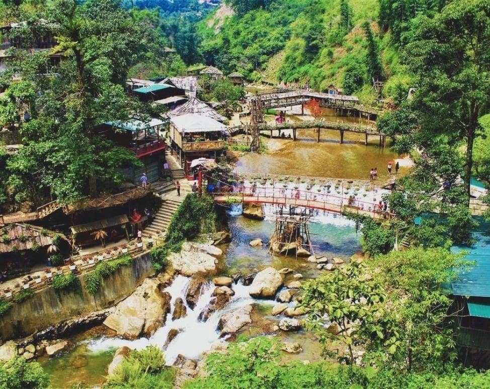 Tour Schedule Sapa – Y Ty – Lung Po 4 days 3 nights