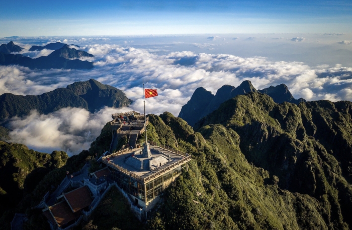 Highlights of Imazing Travel's 4-day, 3-night Ha Long - Sapa tour
